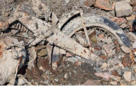 Die Gabel des Motorrades ragte aus dem Donauufer undf�hrte zur Entdeckung des Fundes.